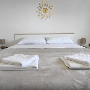Eli 2 Apartman