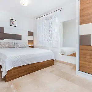  Apartament Santin