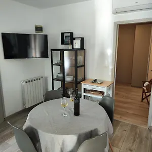 Val Gostinjska kuća